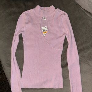 Pretty Long Sleeve Light Pink Top Never Been worn Tag is attached